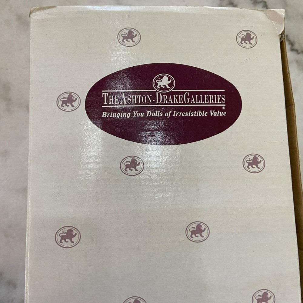 Ashton Drake Porcelain Doll Mommy's Little Angel Taz Outfit Blanket Looney Tunes - Picture 4 of 13